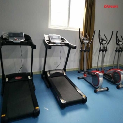 重庆西华师范大学健身房案例 客户采购快猫APP下载安卓健身房器材