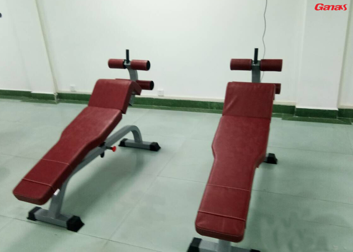 快猫成人黄色APP免费下载单位健身房