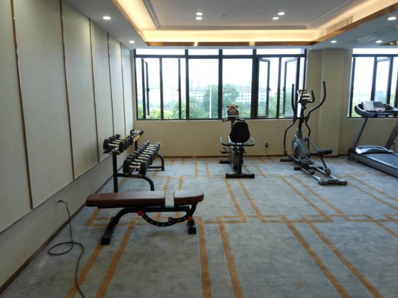 湖南永州冷水滩进贤碧桂园健身器材案例 选快猫APP下载安卓健身器材商家